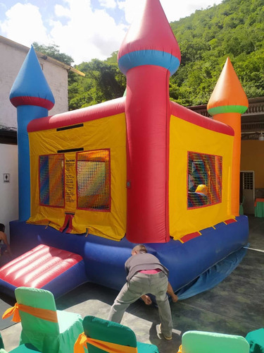 Imagen 9 de 9 de Colchón Inflable Saltarín Con Deslizadora Excelente Condic.