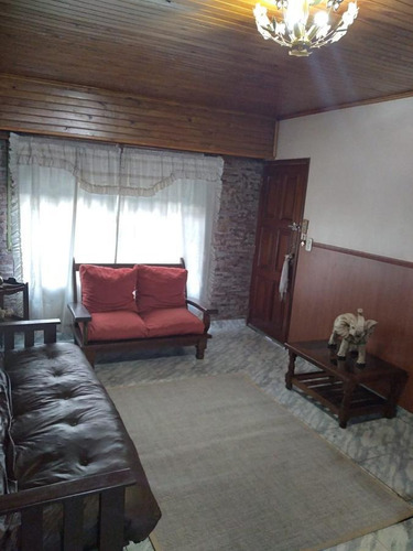 Imagen 4 de 30 de Casa - Hurlingham - Venta - Oportunidad - 4 Amb - 4 Ambientes
