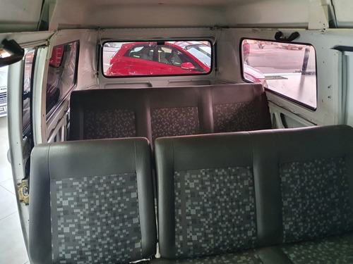 Imagem 11 de 14 de Volkswagen Kombi 1.6 Std 9 Lugares