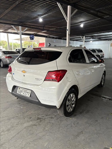 Chevrolet Onix Onix 1.0 mt lt