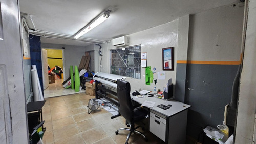 Edificio Comercial Con Nave Industrial En Venta Amueblada, En Autop, Duarte, Santo Domingo, 2niveles