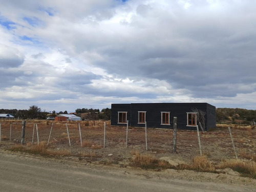 En Venta Parcela Con Casa En Punta Arenas, Sector Leñadura