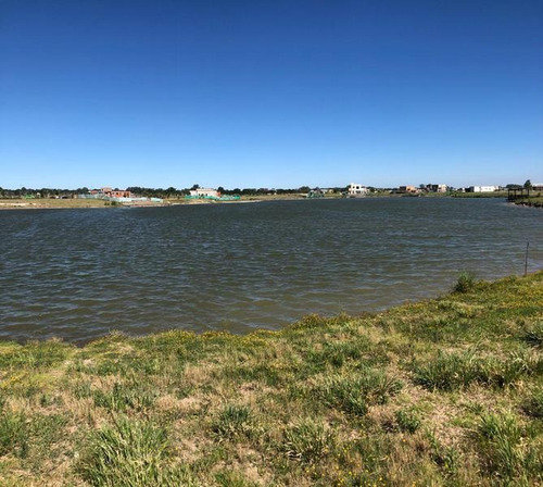 Oportunidad Lote Al Agua En San Sebastián