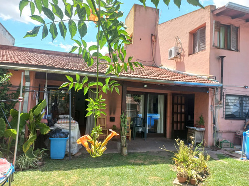 Venta Casa En Dos Plantas Ituzaingo Sur