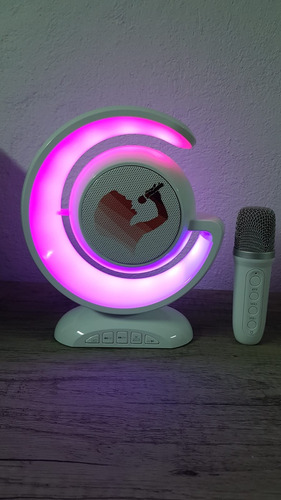 Mini Bocina Karaoke/lampara Inalambrica Con Micrófono.