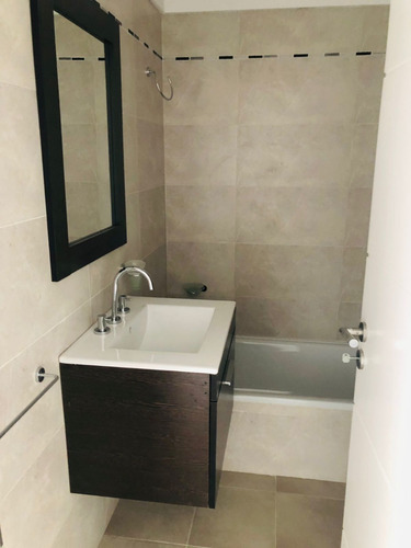 Imagen 4 de 28 de Departamento 2 Amb En El Edificio Jorge Luis Borges Usd $90.000