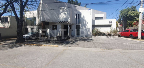 Inmueble Productivo Para Oficina En Venta En Ciudad Satelite, Naucalpan.