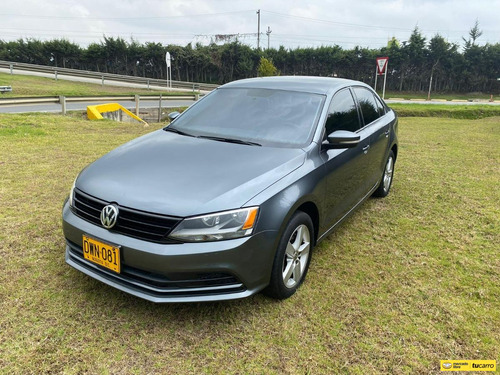 Volkswagen Jetta 2.0 Trendline