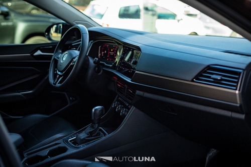 Volkswagen Vento 1.4 Highline 150cv At