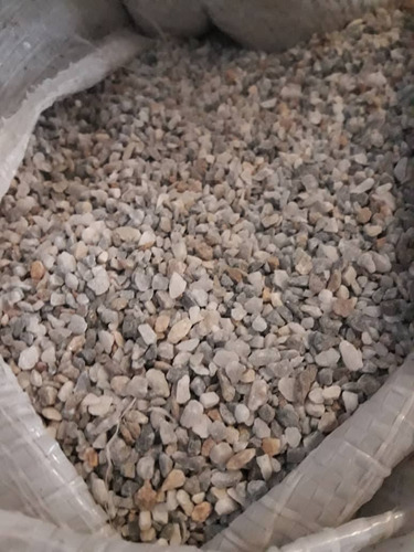 Piedra De Granito NÂș 0 Gris Claro Saco 20 Kg