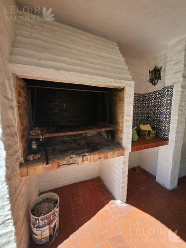 Casa En Venta 6 Amb En Parque Leloir
