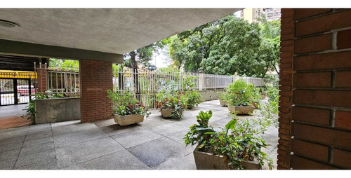 Vendo Apartamento 99m2 Mariperez 5611