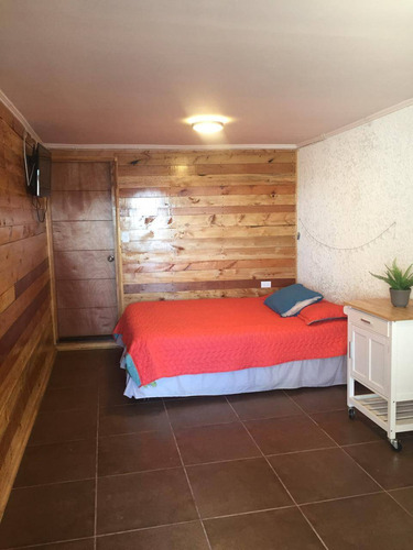 Venta De Hostal Funcionando (64734)