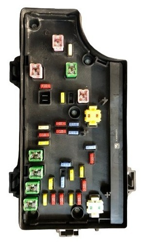 Caja Porta Fusibles Sebring / Avenger (Usado)