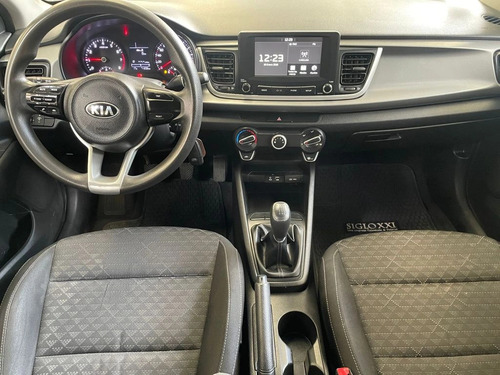Kia Rio 4 Lx 1.4l 6mt Ac Abs (1889)