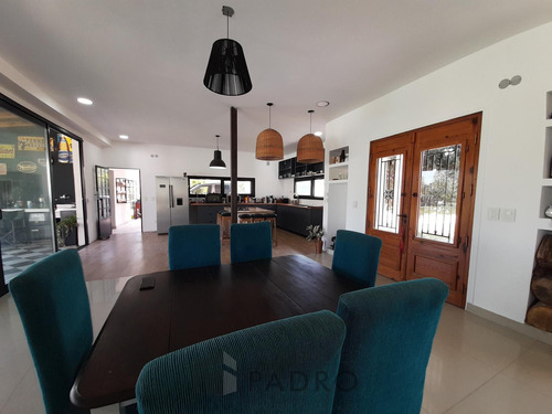 Casa En Venta 4 Ambientes. Pileta. Barrio San Roque, Comarcas De Lujan