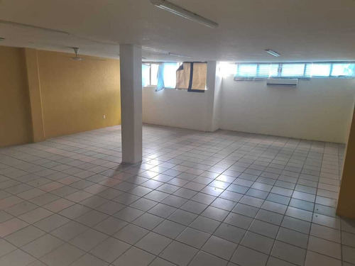 Vendo Piso Comercial En Col Morelos. Toluca, Mex