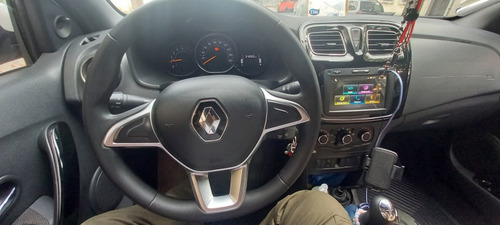 Renault Logan 1.0 Zen