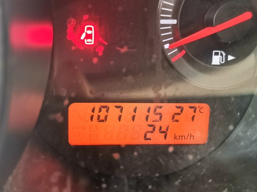 Nissan Tiida 1.8 Tekna 5 P 2012