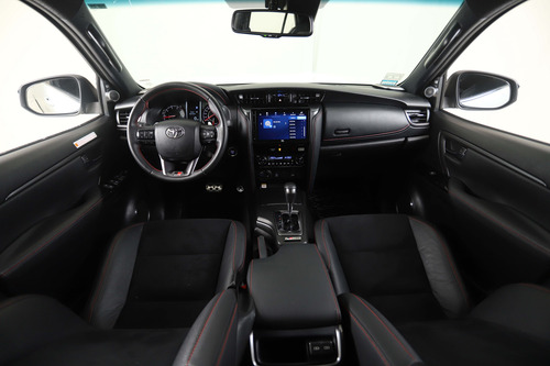 Toyota SW4 2.8 Tdi Gr-s 4x4 7as 6at