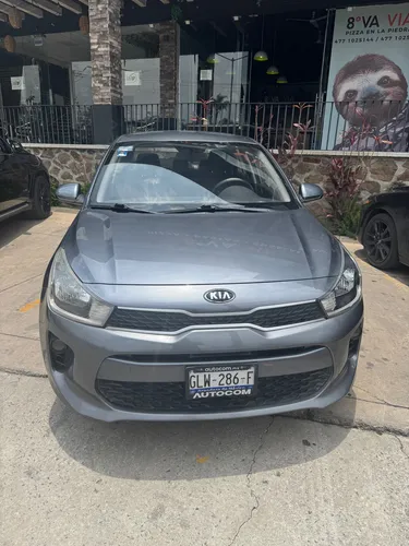 Kia Rio 1.6 L Sedan At