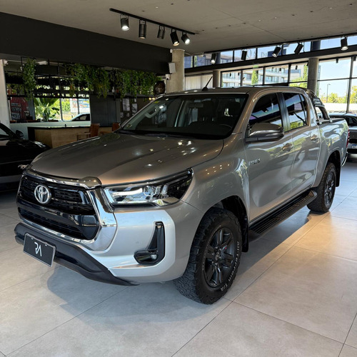 Toyota Hilux Pick-up 2.8 Cd Srv 177cv 4x2