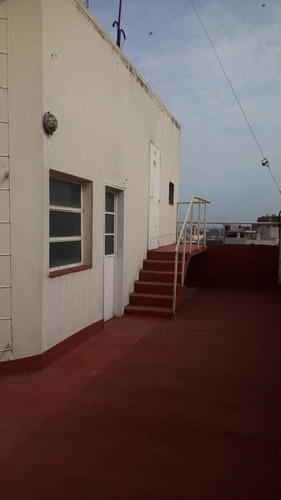 Departamento En Venta De 2 Ambientes En Parque Patricios