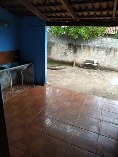 Imóvel Com 3 Construções Em Nerópolis Go