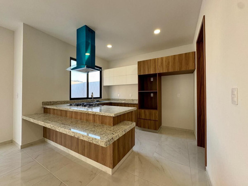 Casa En Venta En Lomas Del Dorado | En Oferta