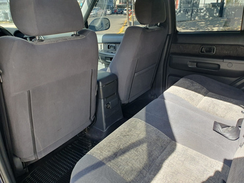 Nissan Pathfinder 3.3 Se
