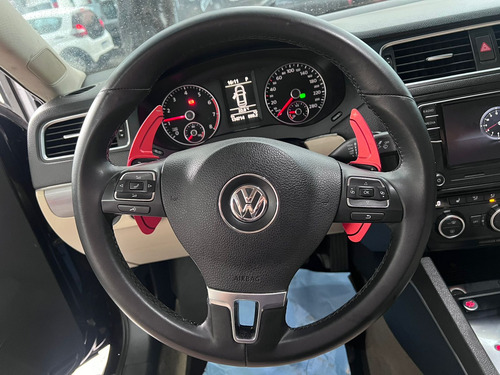 Volkswagen Jetta 2.0 Tsi Highline 4p 211 hp