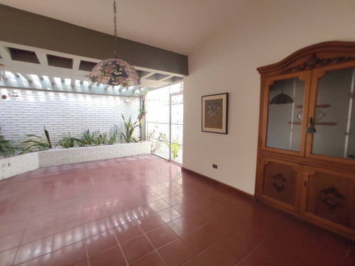 Imagen 10 de 15 de Venta De Casa Quinta La Viña Calle Cerrada Cod. 141849