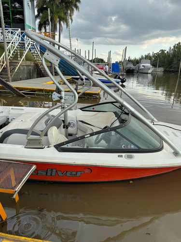 Lancha Para Wakeboard, Wakesurf Y Wakefoil Quicksilver