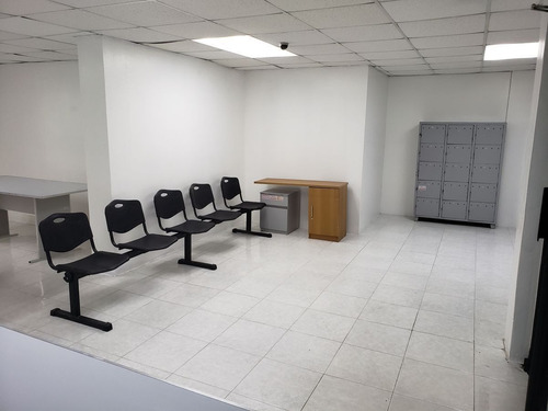 Imagen 6 de 8 de Espacioso Local En Bella Vista -ideal Para Call Center U Otros Negocios-
