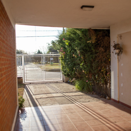 Imagen 4 de 8 de Cañuelas-tucuman 391 -hermoso Triplex En Venta