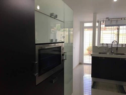 Imagen 2 de 10 de Maria Eugenia Blanco Vende Townhouse En El Bosque, Valencia 125012