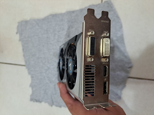 Placa De Video Amd Vapor X R7 250x 1 Gb Para Repuesto (Usado)