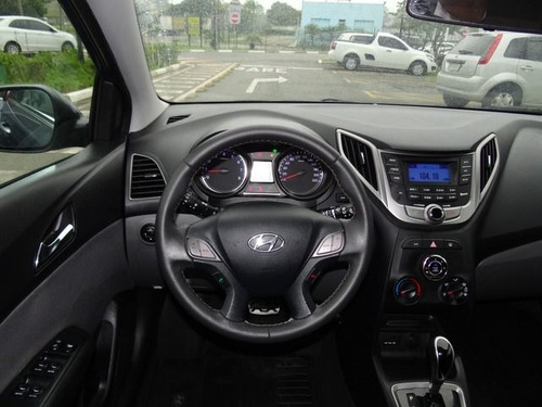 Hyundai Hb20x Premium 1.6 Gamma Flex 16v