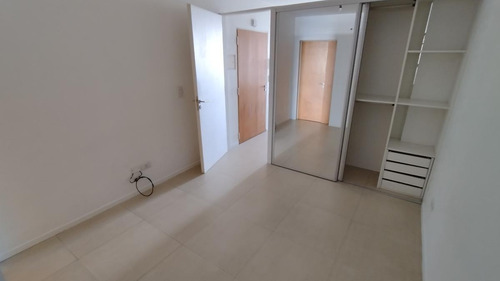 Imagen 14 de 21 de Al Frente C/balcón - A Mts De Plaza San Martín! Edificio Con Amenities