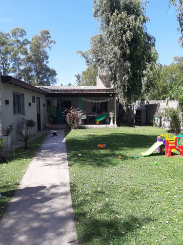 Casa En Barrio La Arbolada Longchamps 3 Ambientes Gran Lote