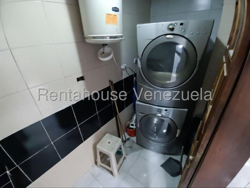Estupenda ,amplia Y Ventilada Casa De 2 Niveles , En Venta Ubicada En La California Sur 25-17337