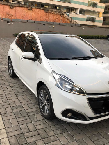 Peugeot 208 1.6 16v Griffe Flex Aut. 5p 2017