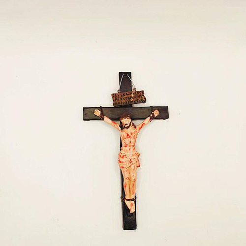 Una Pared Católica Con Crucifijo Realista Genérico Con Crist