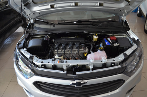 Imagen 9 de 14 de Chevrolet Onix 1.4 Joy Black Ls