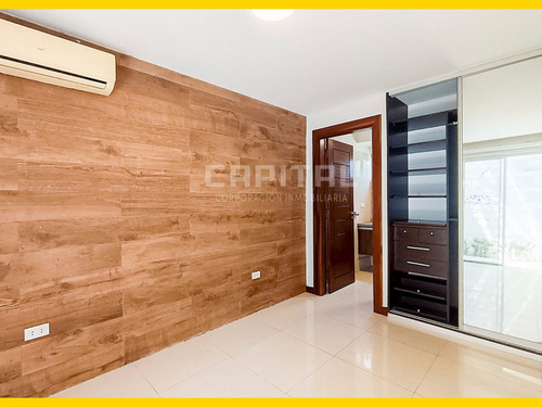 Alquilo Amplia Casa De Una Planta Con 4 Suites En Condominio