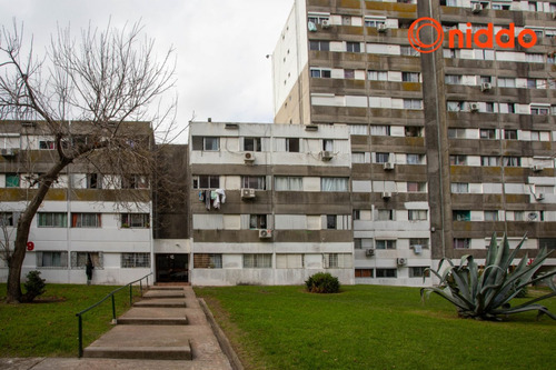 Imagen 11 de 12 de Venta De Apartamento En Malvín Norte De Dos Dormitorios (ref: Ndd-51)