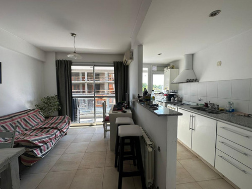 17 E/ 59 Y 60, Departamento Un Dormitorio En Alquiler Temporal
