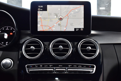 Imagen 11 de 15 de Mercedes Benz Clase C C250 Amg-line 2018 - Car Cash