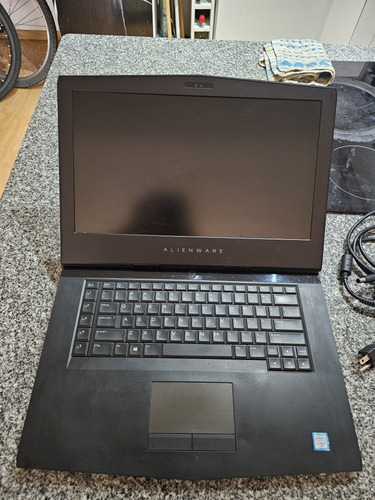 Alienware 15 R3 Signature Edition