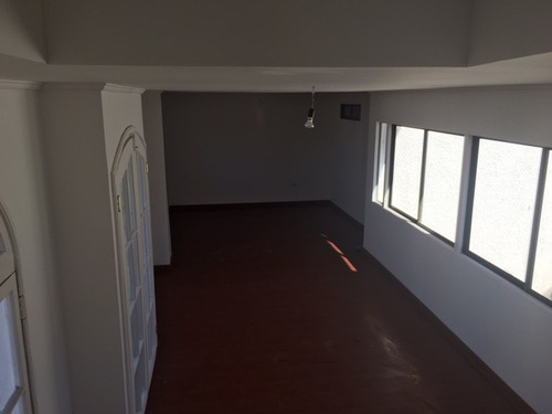 Tejada 4 Dormtorios+servicios Completos+3b+patio+gran Vista